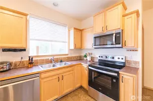 7603 88th Pl NE, Marysville, WA 98270 - Photo 12