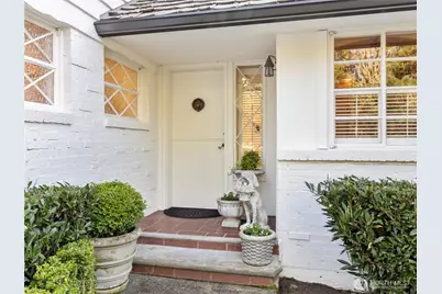 19263 Edgecliff Drive SW, Normandy Park, WA 98166 - Photo 8