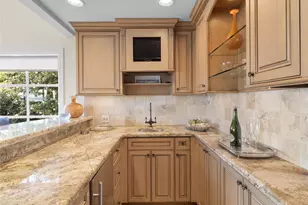 19263 Edgecliff Dr SW, Normandy Park, WA 98166 - Photo 20