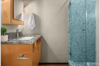 1709 Dexter Avenue N #A, Seattle, WA 98109 - Photo 28