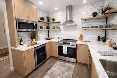 2102 S 12th Street, Tacoma, WA 98405 - Photo 8