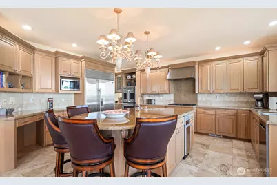 1705 61st Street NE, Tacoma, WA 98422 - Photo 14