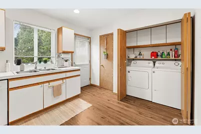 4016 7th Street SW #C115, Puyallup, WA 98373 - Photo 8