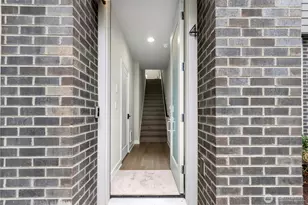 11416 117th Ln NE, Kirkland, WA 98034 - Photo 2