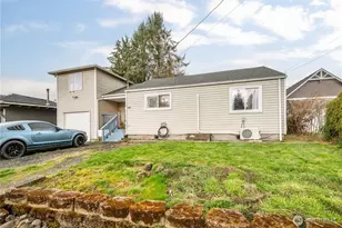 129 Yelton Dr, Longview, WA 98632 - Photo 2