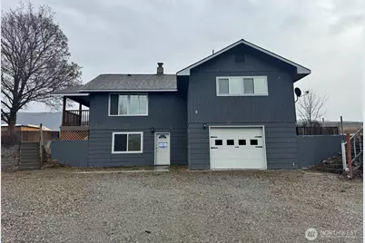 21 Orchard Loop Road N, Tonasket, WA 98855 - Photo 1