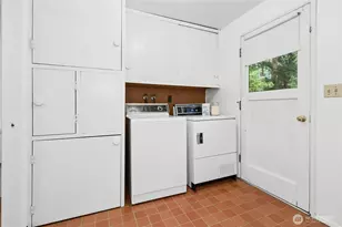 1912 161st Ave NE, Bellevue, WA 98008 - Photo 16