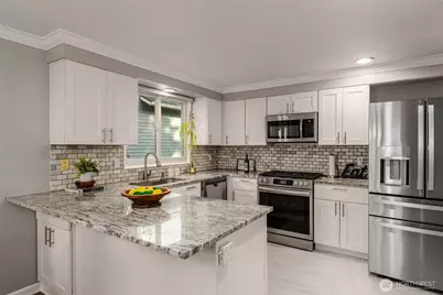 24230 SE 44th Street, Sammamish, WA 98029 - Photo 14