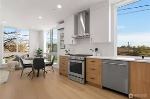 957 N 35th St, Seattle, WA 98103 - Photo 10