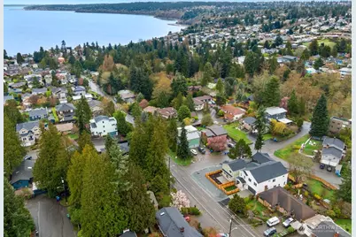 8841 Earl Avenue NW, Seattle, WA 98117 - Photo 32