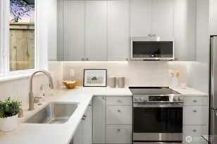 8841 Earl Ave NW, Seattle, WA 98117 - Photo 10