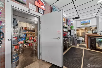 14920 Highway 99 #130, Lynnwood, WA 98087 - Photo 22