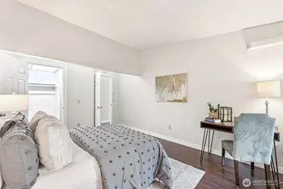 12567 35th Avenue NE #204, Seattle, WA 98125 - Photo 14