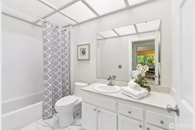 12567 35th Avenue NE #204, Seattle, WA 98125 - Photo 14