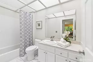 12567 35th Ave NE, Seattle, WA 98125 - Photo 14