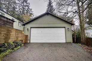 9827 8th Ave NE, Seattle, WA 98115 - Photo 40