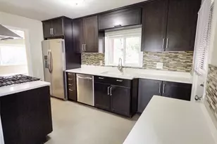 9827 8th Ave NE, Seattle, WA 98115 - Photo 14