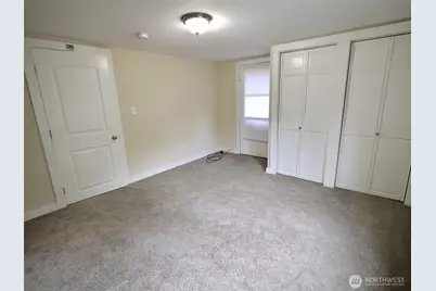 9827 8th Avenue NE, Seattle, WA 98115 - Photo 28