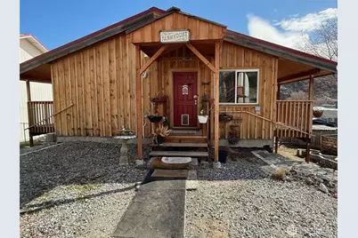 505 Beach St, Pateros, WA 98846 - Photo 1