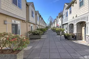 9217 122nd Ct NE, Kirkland, WA 98033 - Photo 2