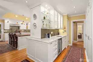 3333 43rd Ave NE, Seattle, WA 98105 - Photo 10