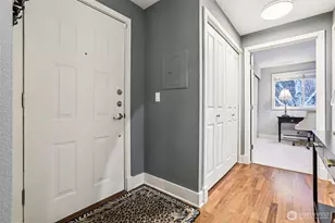 11060 NE 33rd Pl, Bellevue, WA 98004 - Photo 4