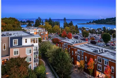 190 Harbor Square Loop NE #C330, Bainbridge Island, WA 98110 - Photo 2