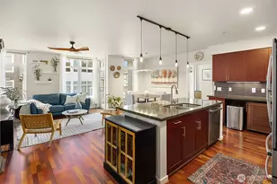 190 Harbor Square Loop NE, Bainbridge Island, WA 98110 - Photo 4