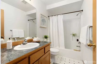 15375 Sunrise Drive NE, Bainbridge Island, WA 98110 - Photo 24