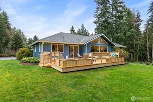15375 Sunrise Drive NE, Bainbridge Island, WA 98110 - Photo 32