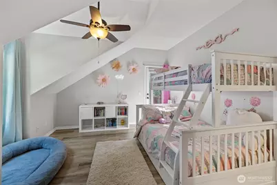 9330 240th Avenue SE, Issaquah, WA 98027 - Photo 18