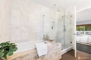 8757 NE Rosario Pl, Bainbridge Island, WA 98110 - Photo 26