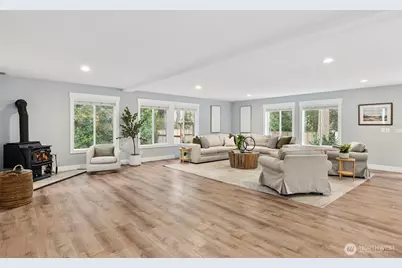 8757 NE Rosario Place, Bainbridge Island, WA 98110 - Photo 8