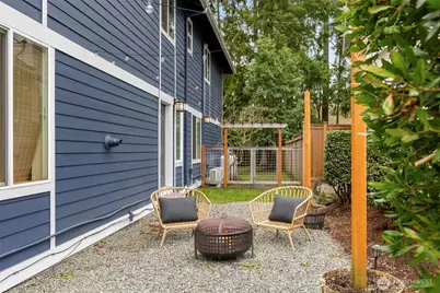 8757 NE Rosario Place, Bainbridge Island, WA 98110 - Photo 38