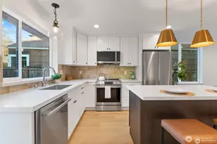 1709 NE 117th St, Seattle, WA 98125 - Photo 16