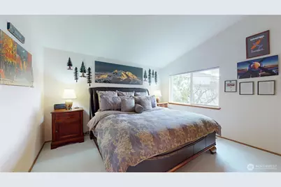 1704 Field Place NE, Renton, WA 98059 - Photo 18