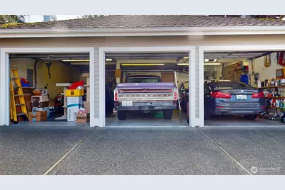 1704 Field Place NE, Renton, WA 98059 - Photo 32