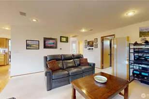 1704 Field Pl NE, Renton, WA 98059 - Photo 14