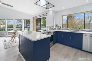 6214 NE 129th St, Kirkland, WA 98034 - Photo 8