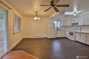 7891 San Juan Ave, Clinton, WA 98236 - Photo 12