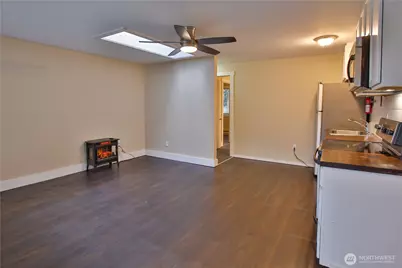 7891 San Juan Avenue, Clinton, WA 98236 - Photo 4