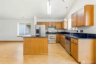 7815 W 6th Ave, Kennewick, WA 99336 - Photo 8