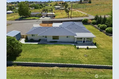 4700 Collins Rd, West Richland, WA 99353 - Photo 1