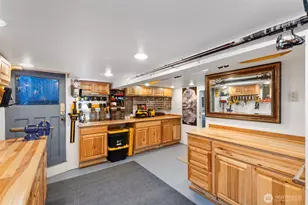 609 Shore Dr, Bremerton, WA 98310 - Photo 30