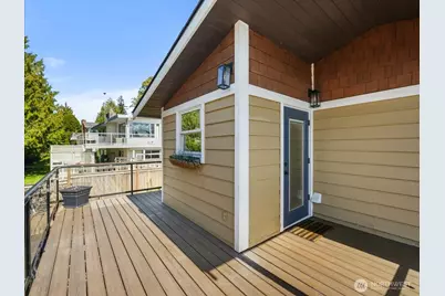 114 S 212th Street, Des Moines, WA 98198 - Photo 10