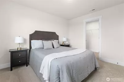 1632 Lockridge Loop E, Enumclaw, WA 98022 - Photo 30