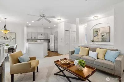 12530 Admiralty Way #J302, Everett, WA 98204 - Photo 8