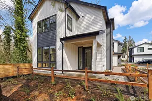 9016 124th Ln NE, Kirkland, WA 98033 - Photo 2