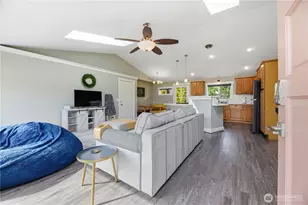 620 Myrtine St, Enumclaw, WA 98022 - Photo 4