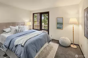 9027 SE 50th St, Mercer Island, WA 98040 - Photo 24